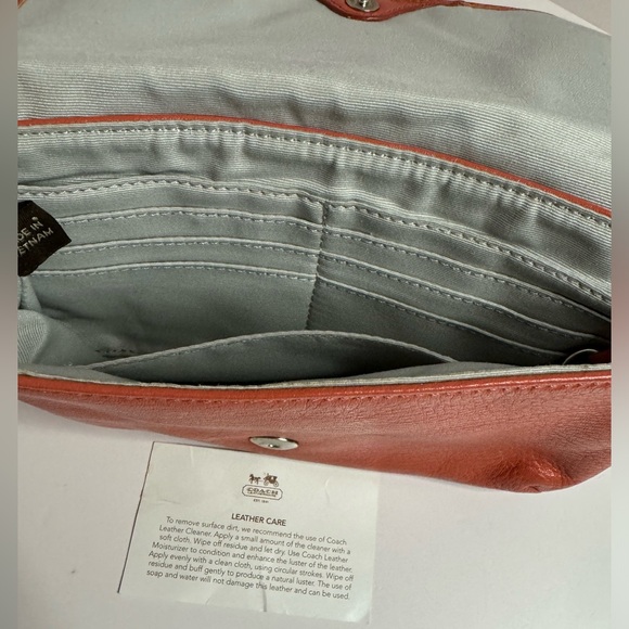 Coach Like New Ashley Large Flap Leather Wallet Wristlet - Picture 13 of 13